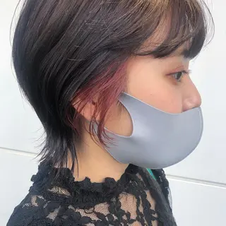 ショート カラー カトウ ユウカのヘアスタイル