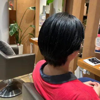 カラー 中山 紗希のヘアスタイル