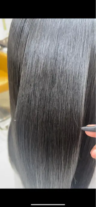 ロング 中顔面短縮 顔まわり新田大翔のヘアスタイル