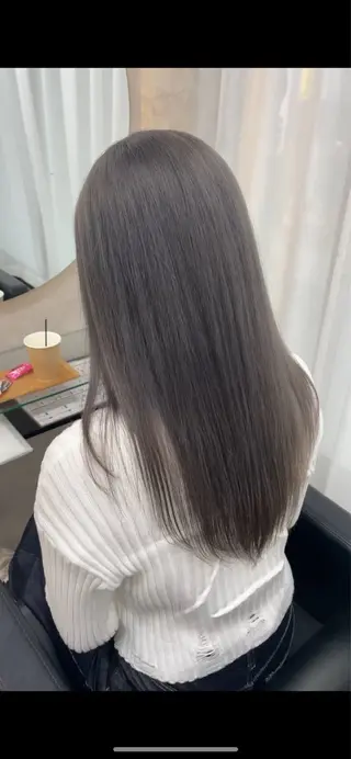 カラー 木崎 翼のヘアスタイル