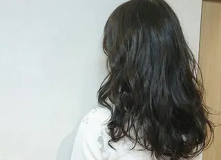 ロング カラー ヘアアレンジ 透明感ハイライト◎ 伊藤夏海のヘアスタイル
