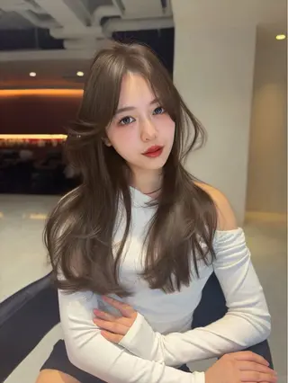 ロング 海野翔吾🇨🇳 ワンホンレイヤーのヘアスタイル