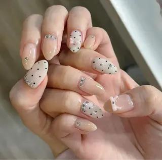ネイル T.Lee Nail Lilyのネイルデザイン