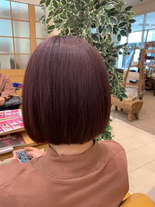 ショート カラー K. SUZUKAのヘアスタイル