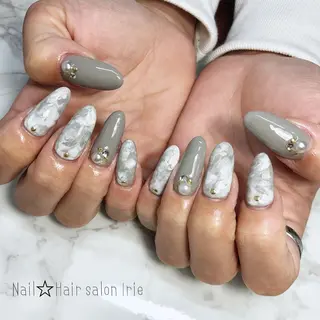 ネイル Hair salon Irie所属・與儀 知佳のネイルデザイン