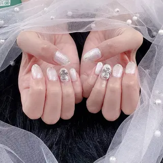 ネイル パーツ全部¥110 サロンミミのネイルデザイン