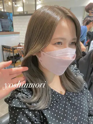 ミディアム カラー 韓国レイヤーカット 🧸ベージュカラーのヘアスタイル