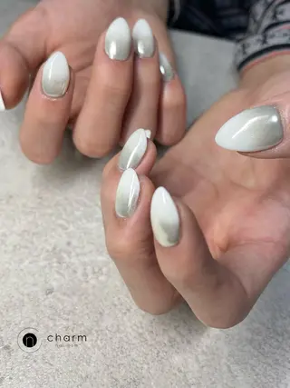 ネイル ネイルルーム チャームのネイルデザイン