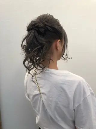 ヘアアレンジ ツノガイ エリのヘアスタイル