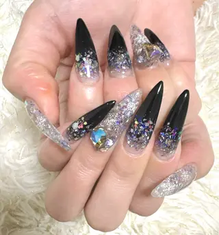 ネイル 岩本 真澄のネイルデザイン