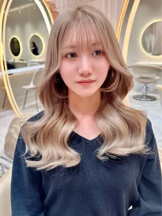 セミロング カラー 縮毛矯正✨🫧 レイヤー川村利幸のヘアスタイル