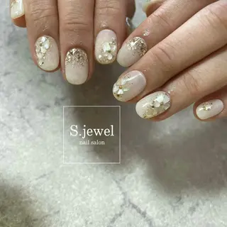 ネイル S. JEWELのネイルデザイン