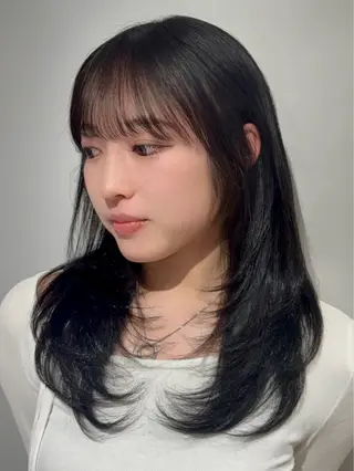 セミロング 新宿♡暖色カラー/ エクステ/スズ🍒のヘアスタイル