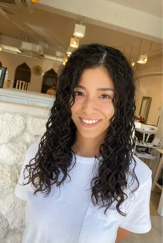 ロング パーマ 饒平名 知也のヘアスタイル