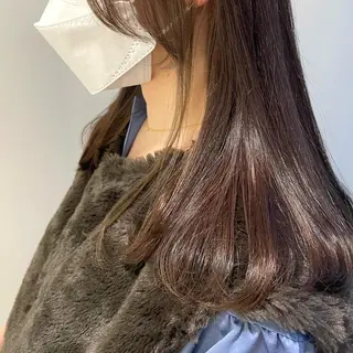ロング カラー 山口 莉奈のヘアスタイル