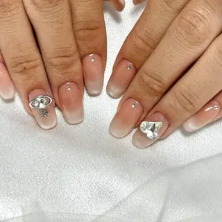 ネイル EmaNail 🧸Momokaのネイルデザイン