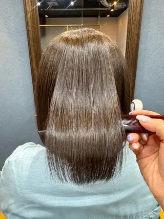 ミディアム 藤井 夕佳のヘアスタイル