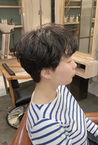ショート カラー パーマ vahan✂︎ 小林未果🕊のヘアスタイル