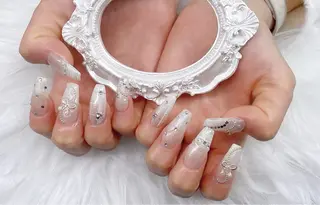 ネイル B·U Nail大宮 長さだし専門店のネイルデザイン