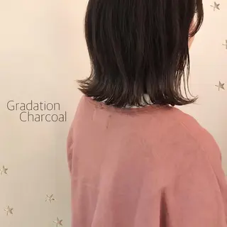 ミディアム カラー 市川 千夏のヘアスタイル