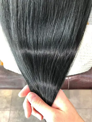ロング loup yunaのヘアスタイル