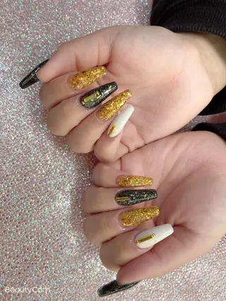 セミロング ネイル 《LB》ラブリエ Nail&eyeのマツエク・マツパデザイン