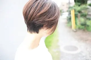 ショート カラー 新生活応援★半額/ 25歳以下　“内間”のヘアスタイル