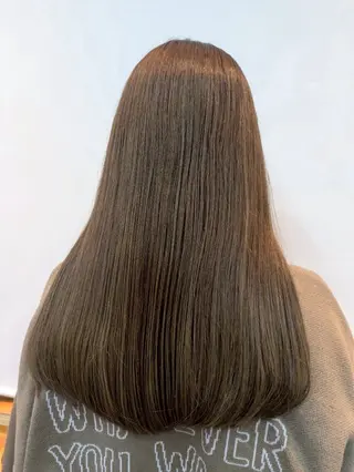 ロング 倉澤 愛理のヘアスタイル