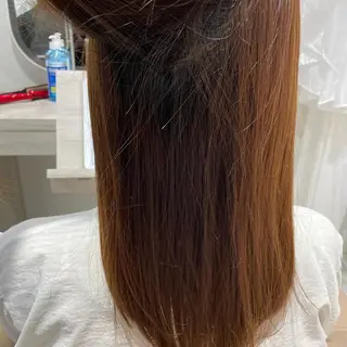 セミロング ハッシュカット 暖色カラー/伊藤菜月のヘアスタイル