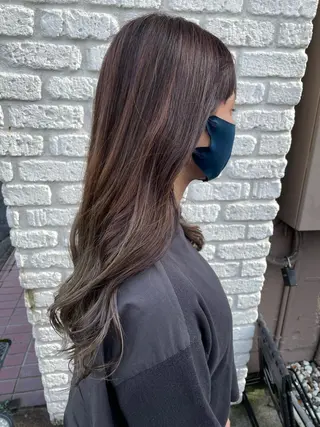 ロング popi 片岡のヘアスタイル