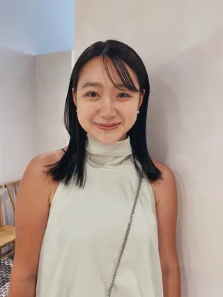 ミディアム カラー 砂原 ひよりのヘアスタイル