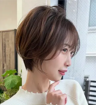 ショート 🎀ミク🎀/ハイト ーン/デザインカラーのヘアスタイル