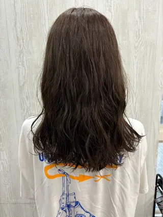 ミディアム 篠崎 太希のヘアスタイル