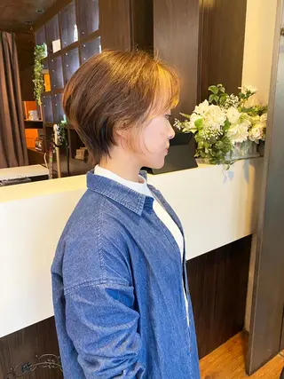 ショート カラー 三瓶 智広のヘアスタイル
