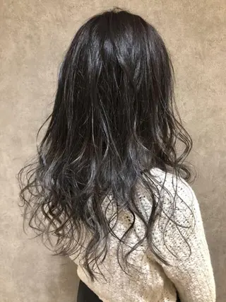 セミロング カラー ショート／透明感 カラー加治竜汰💡のヘアスタイル