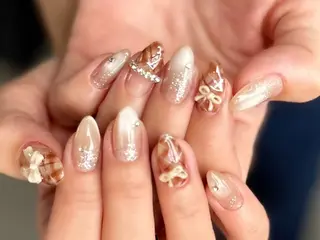 ネイル 新山 聖のネイルデザイン