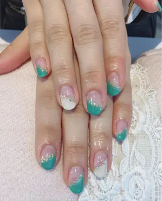 ネイル ビジューバイアクイユ ネイルズ　東中野店のネイルデザイン