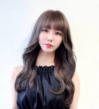 セミロング 薮本 真優のヘアスタイル