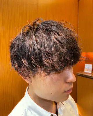 ミディアム 北川 竜也のヘアスタイル