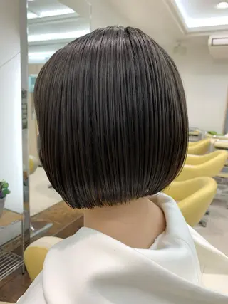 ショート ヘアアレンジ にいた　かづしげのヘアスタイル