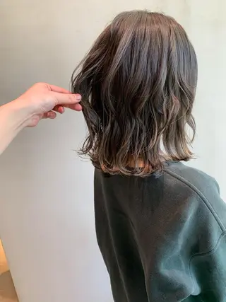 ミディアム yui .のヘアスタイル