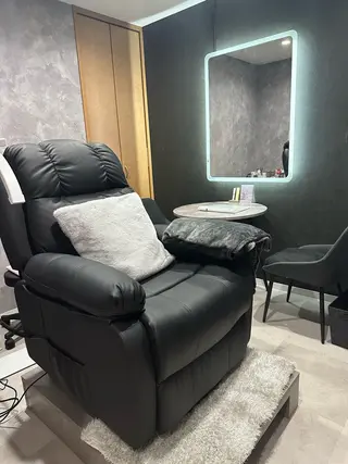 NOA名駅束感まつげ ×眉毛SENA🎀のマツエク・マツパデザイン