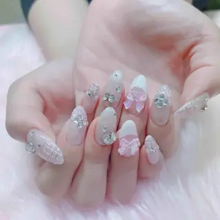 ネイル MoonNail ユリ🌸のネイルデザイン