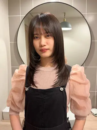 セミロング 宮城 星のヘアスタイル