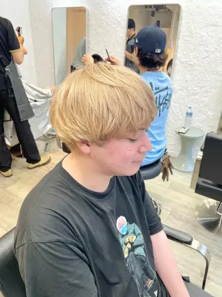 ショート カラー 🔷ダブルカラーハイ トーン🔷櫻井走のヘアスタイル