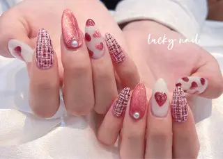 ネイル Lucky nail  小林和希のネイルデザイン