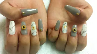 ネイル 河野ちえ (雑誌掲載サロン)のネイルデザイン