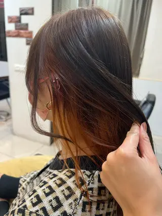 ロング カラー 大人デザイン 🍃MORIKA🍃のヘアスタイル