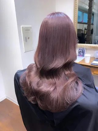 セミロング カラー ヘアアレンジ 柔らか垢抜けｶﾗｰと ｶｯﾄ🫧ASUKAのヘアスタイル