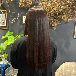 ロング カラー 岸本 まほのヘアスタイル